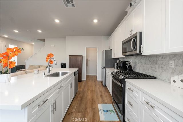 28246 Heirloom Drive 139, Temecula, CA 92591