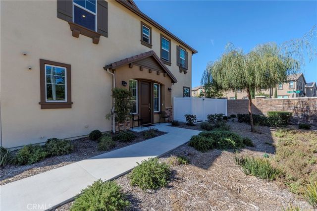 28246 Heirloom Drive 139, Temecula, CA 92591