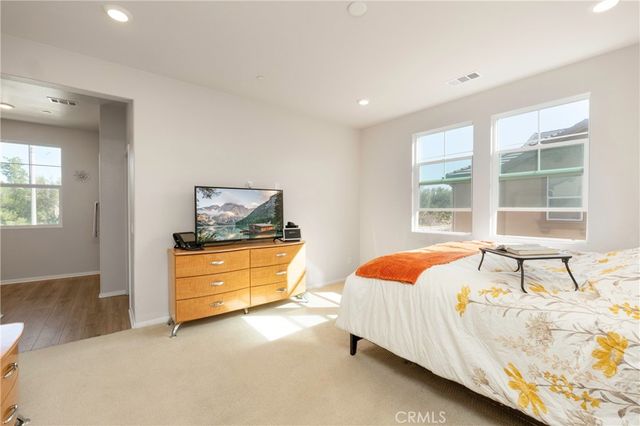 28246 Heirloom Drive 139, Temecula, CA 92591