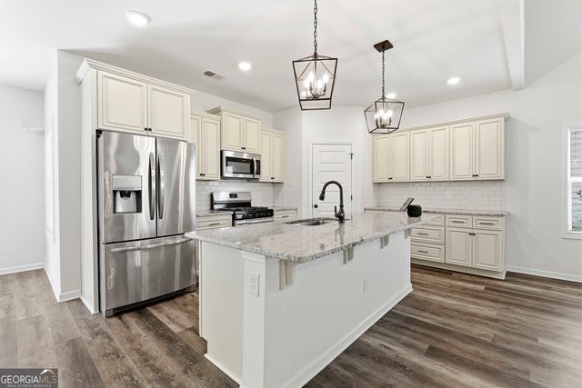 245 Southridge, Senoia, GA 30276