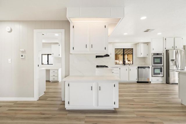 5001 W Florida 661, Hemet, CA 92545