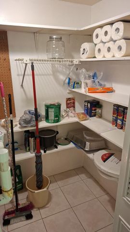 3061 NW 47th Terrace 132c, Lauderdale Lakes, FL 33313