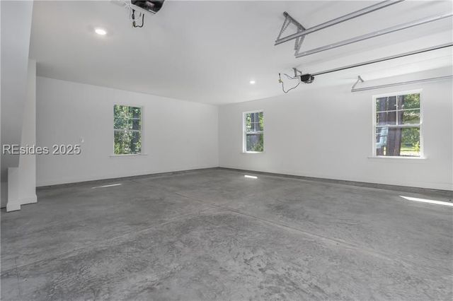 5 Barksdale Ln, Okatie, SC 29909