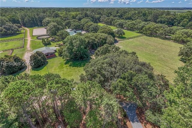 5 Barksdale Ln, Okatie, SC 29909