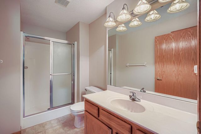 6080 Pond View Drive, Shorewood, MN 55331