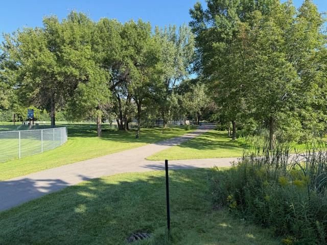 6080 Pond View Drive, Shorewood, MN 55331