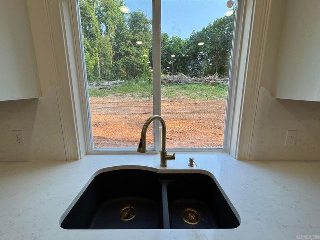 24 Kere, Cherokee Village, AR 72529