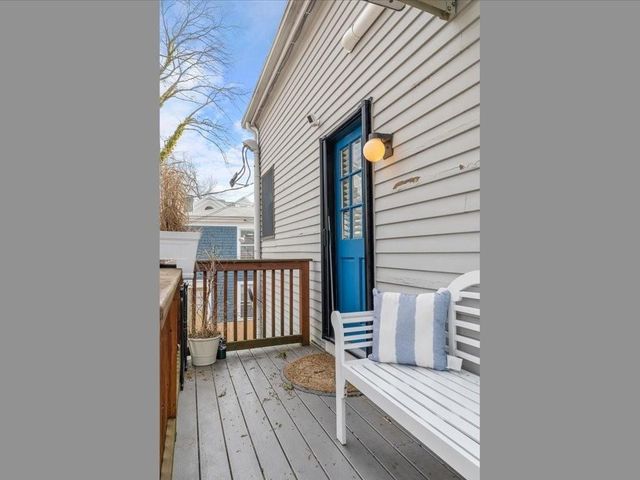 24 Perry Street C, Newport, RI 02840