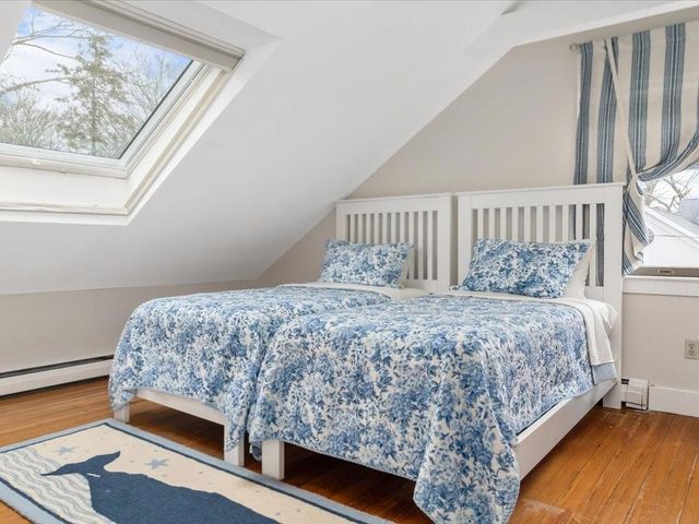 24 Perry Street C, Newport, RI 02840