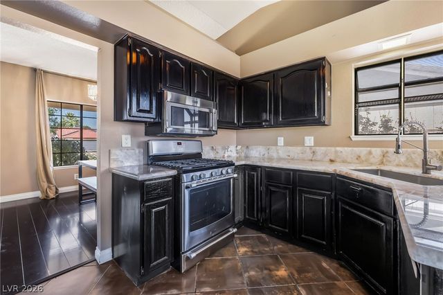 160 Drifting Sand Court, Henderson, NV 89074