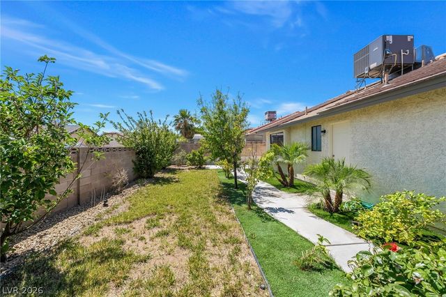 160 Drifting Sand Court, Henderson, NV 89074