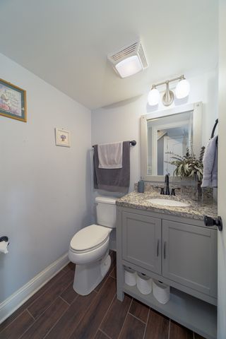 1201 N Scarlet Court, Addison, IL 60101