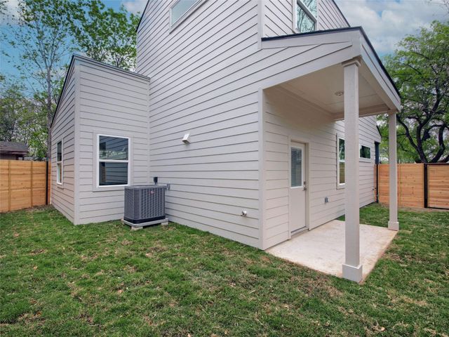 6111 Carnation TER 1, Austin, TX 78741