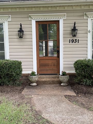 1931 WINE LEAF DR, Germantown, TN 38139
