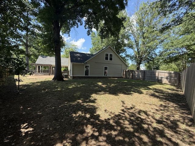 1931 WINE LEAF DR, Germantown, TN 38139