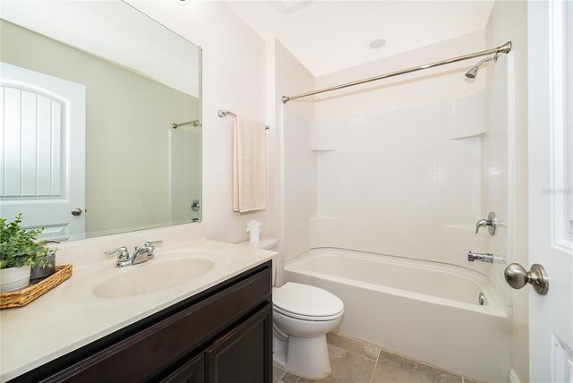 10061 TOWN LAKE DRIVE, Orlando, FL 32832