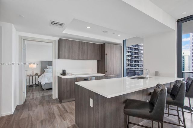 801 S Miami Ave 2209, Miami, FL 33130