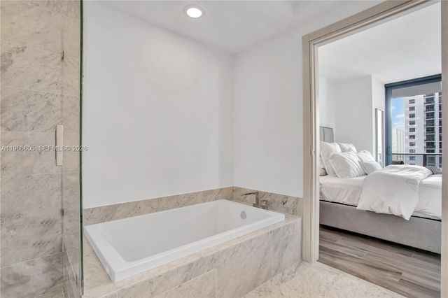 801 S Miami Ave 2209, Miami, FL 33130