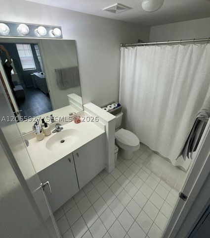 5840 W Sample Rd 305, Coral Springs, FL 33067