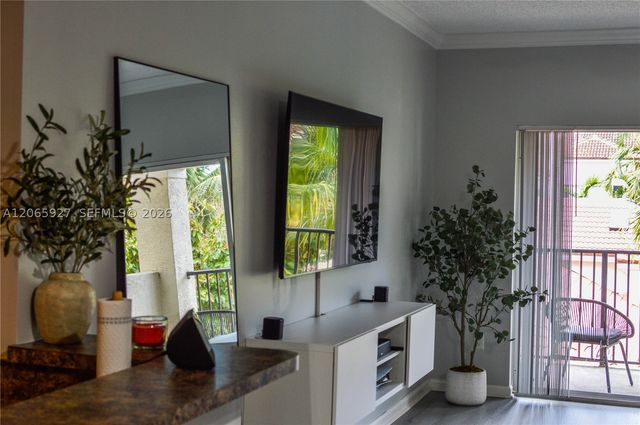5840 W Sample Rd 305, Coral Springs, FL 33067