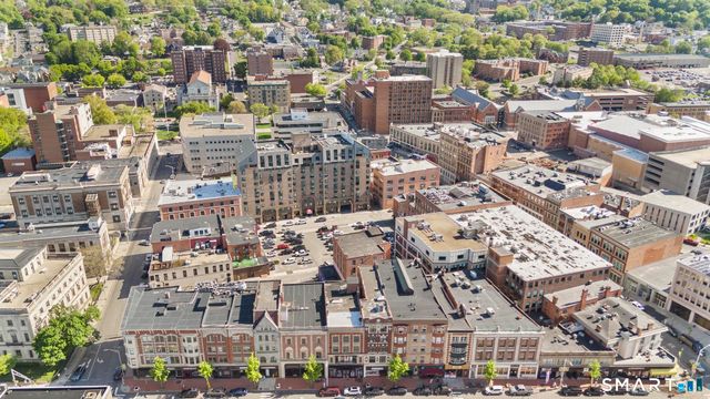 140 Grand Street 3C, Waterbury, CT 06702