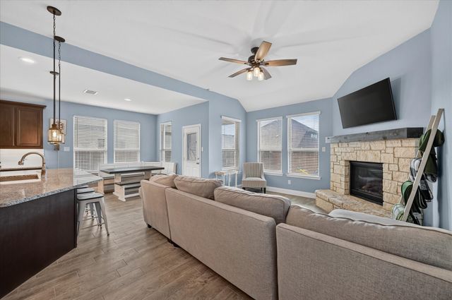 5617 Mountain Island Drive, Fort Worth, TX 76179