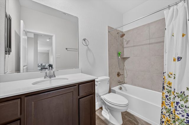 5617 Mountain Island Drive, Fort Worth, TX 76179