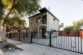 4401 La Clede Avenue, Los Angeles, CA 90039