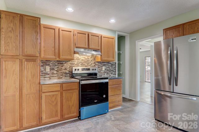 225 Sheepnose Drive, Lake Lure, NC 28746