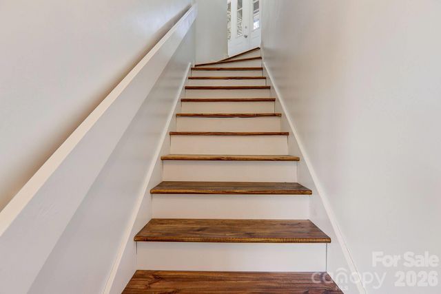 225 Sheepnose Drive, Lake Lure, NC 28746