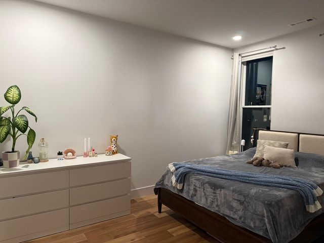 566 Columbus Ave 404, Boston, MA 02118