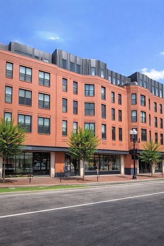 566 Columbus Ave 404, Boston, MA 02118