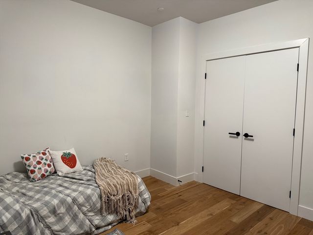 566 Columbus Ave 404, Boston, MA 02118