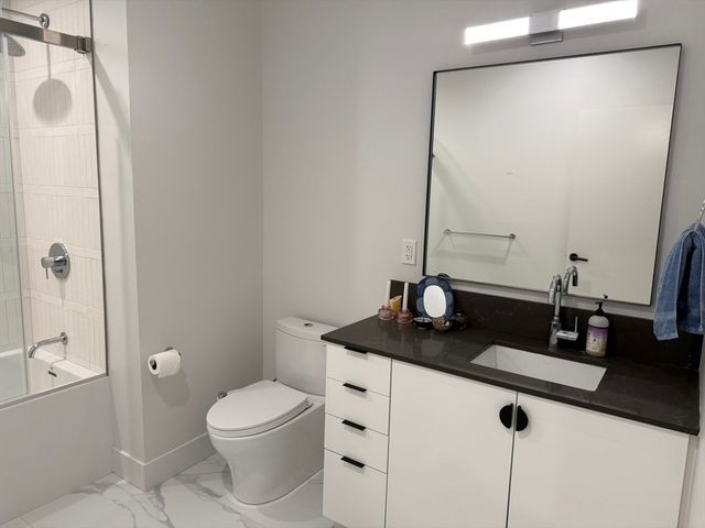 566 Columbus Ave 404, Boston, MA 02118