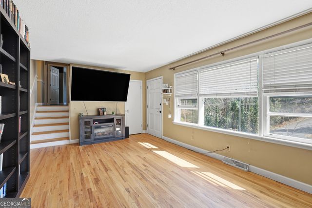 90 Elm Drive, Toccoa, GA 30577