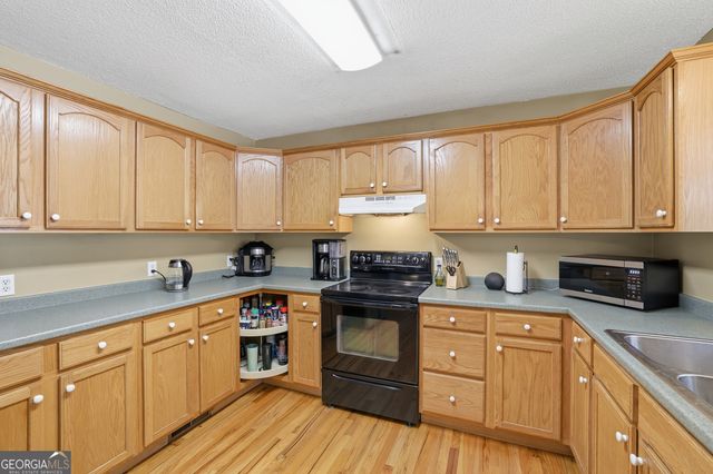 90 Elm Drive, Toccoa, GA 30577