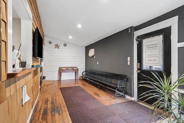 47 Pleasant Street, Woodstock, VT 05091