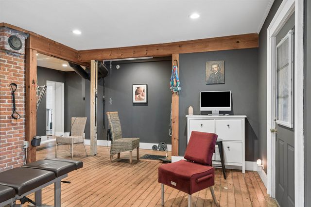 47 Pleasant Street, Woodstock, VT 05091