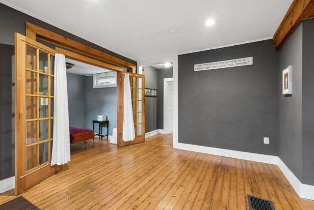 47 Pleasant Street, Woodstock, VT 05091