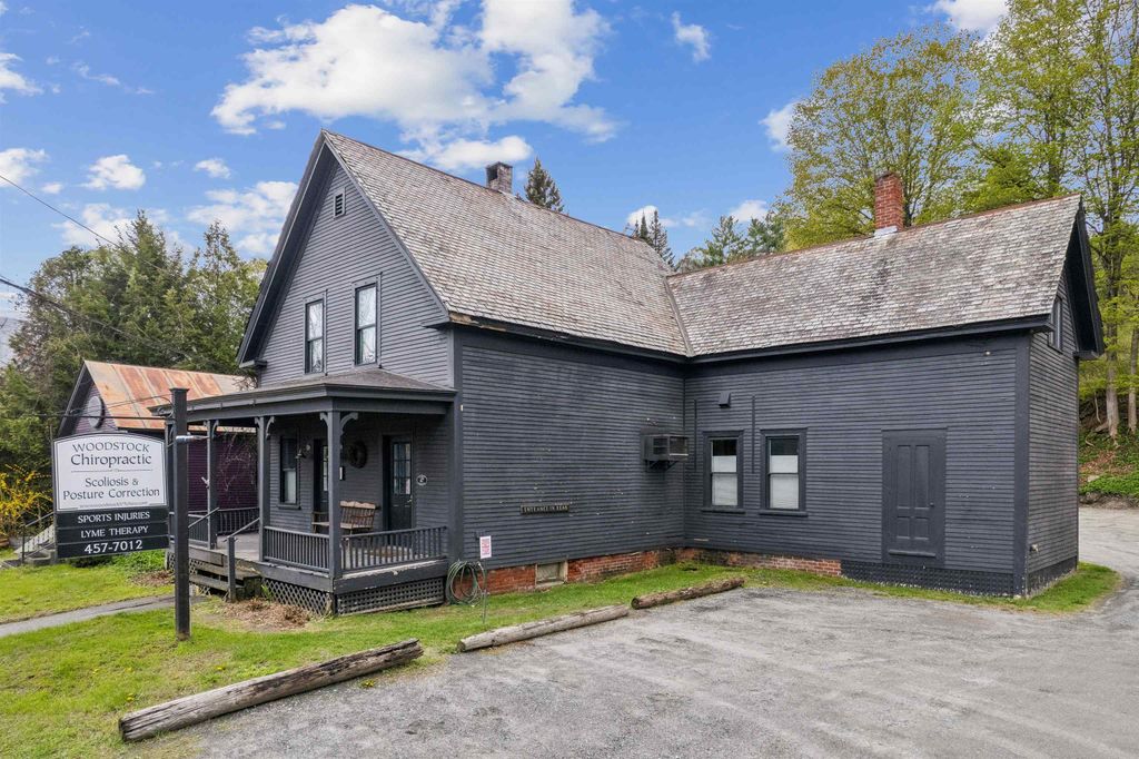47 Pleasant Street, Woodstock, VT 05091