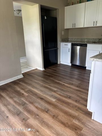 2350 SOMERSET Road, Jacksonville, FL 32210