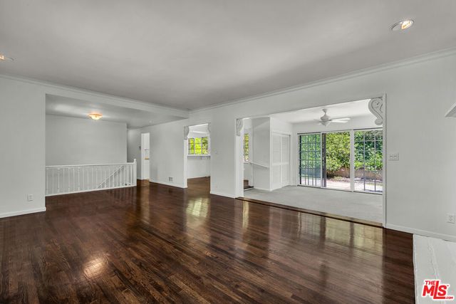 260 N Bundy Drive, Los Angeles, CA 90049