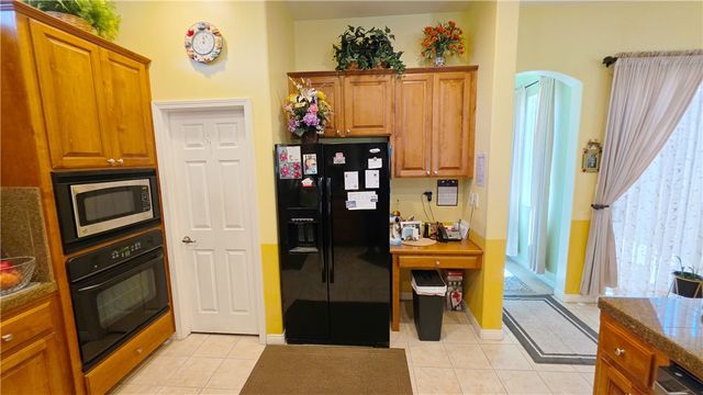 6813 Cobalt, Bakersfield, CA 93313
