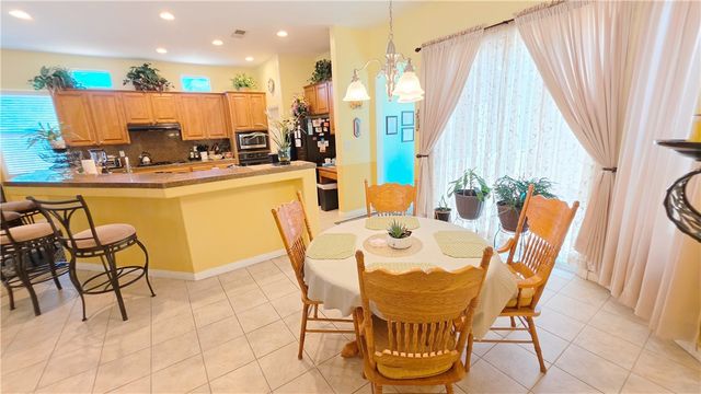 6813 Cobalt, Bakersfield, CA 93313