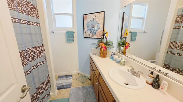 6813 Cobalt, Bakersfield, CA 93313