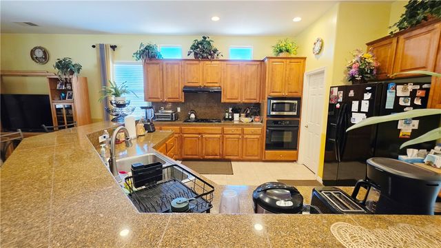 6813 Cobalt, Bakersfield, CA 93313