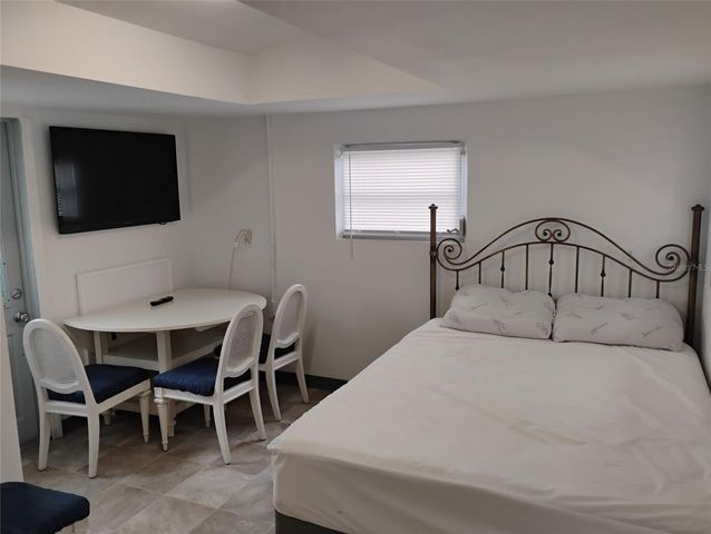 1833 VICEROY LANE, Holiday, FL 34690