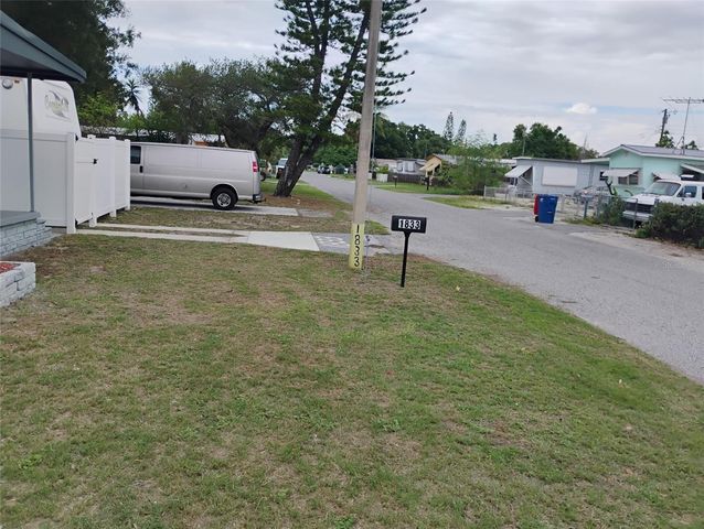 1833 VICEROY LANE, Holiday, FL 34690