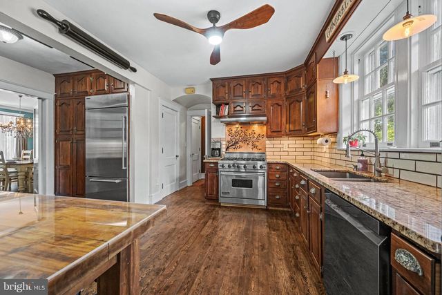 472 COUNTRY CLUB RD, York, PA 17403