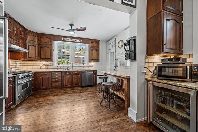 472 COUNTRY CLUB RD, York, PA 17403